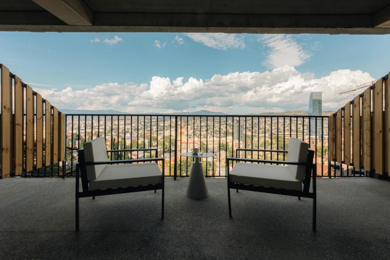 Castor & Pollux Hotel Tbilisi Exteriör bild