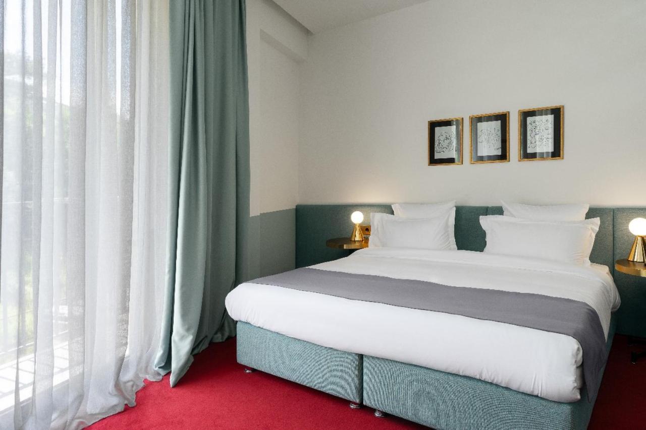 Castor & Pollux Hotel Tbilisi Exteriör bild